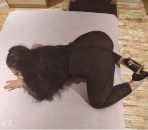 Jagoda massage sexe à Petite-Rosselle, 57