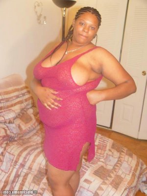 Muriele outcall escort in Sandy